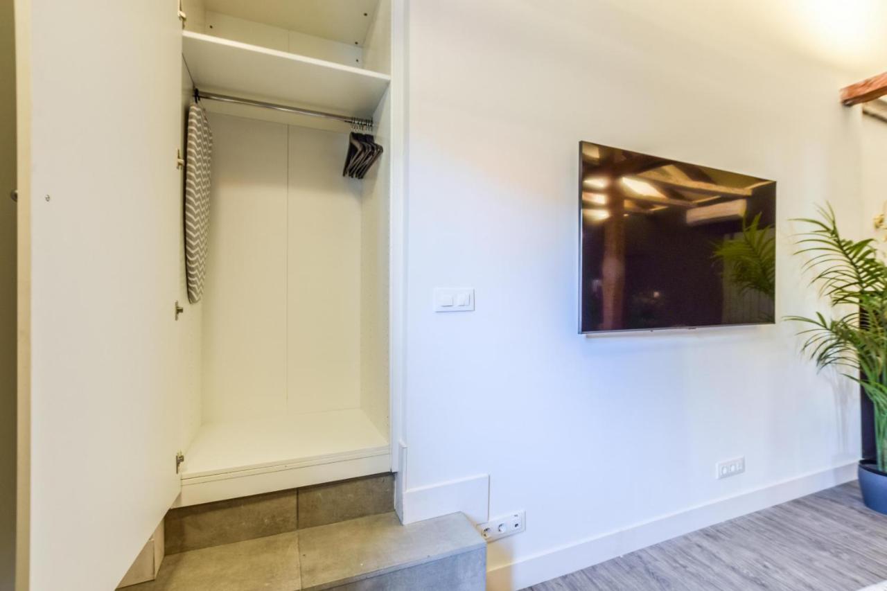 Gran Via Rustico -No Ascensor- Apartment Madrid Exterior photo